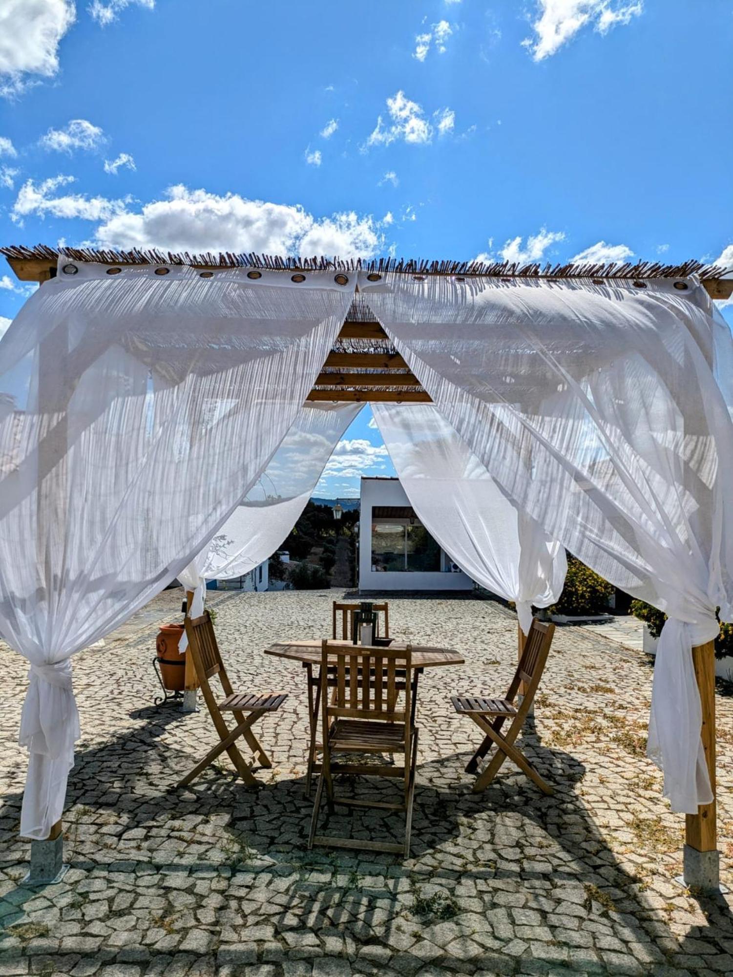 Monte Da Pechincha Bed & Breakfast Estremoz Bagian luar foto